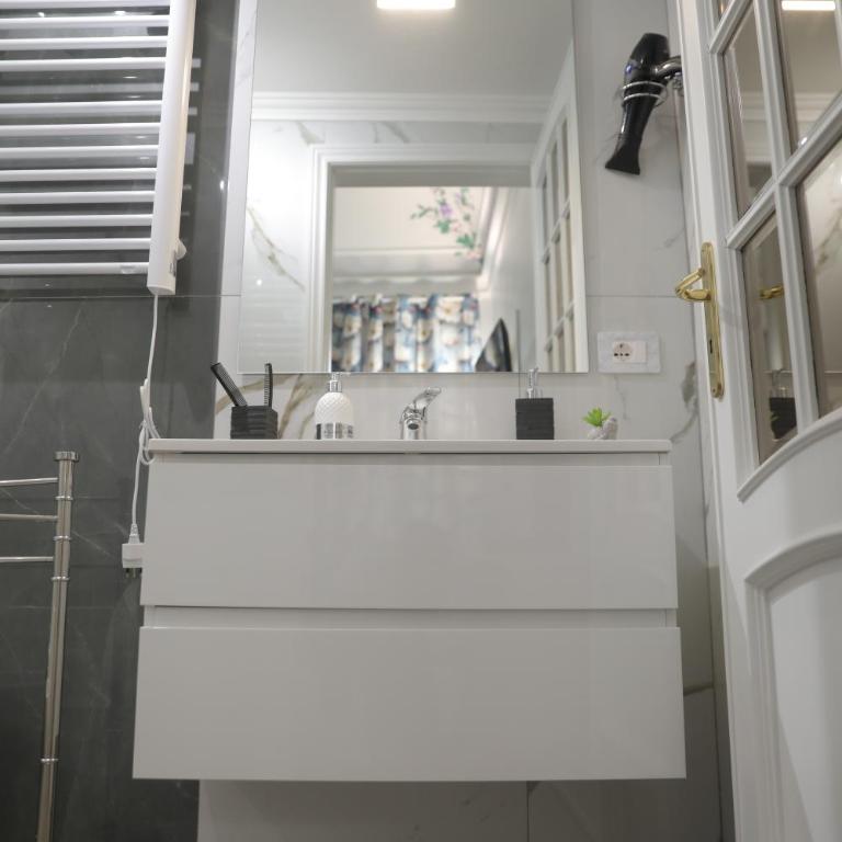 Spampinato Holiday Apartment - Appartamento con 2 Camere da Letto - 9
