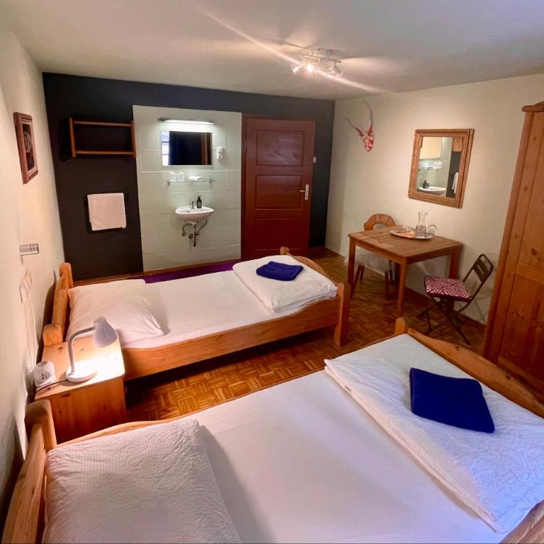 Ciao Amore St. Anton - Doppelzimmer mit Gemeinschaftsbad - 6