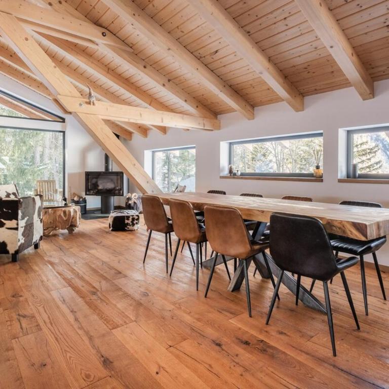 Luxury chalet with panoramic views, sauna, hot tub & cinema - Chalet - 23