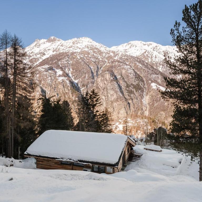 Luxury chalet with panoramic views, sauna, hot tub & cinema - Chalet - 28