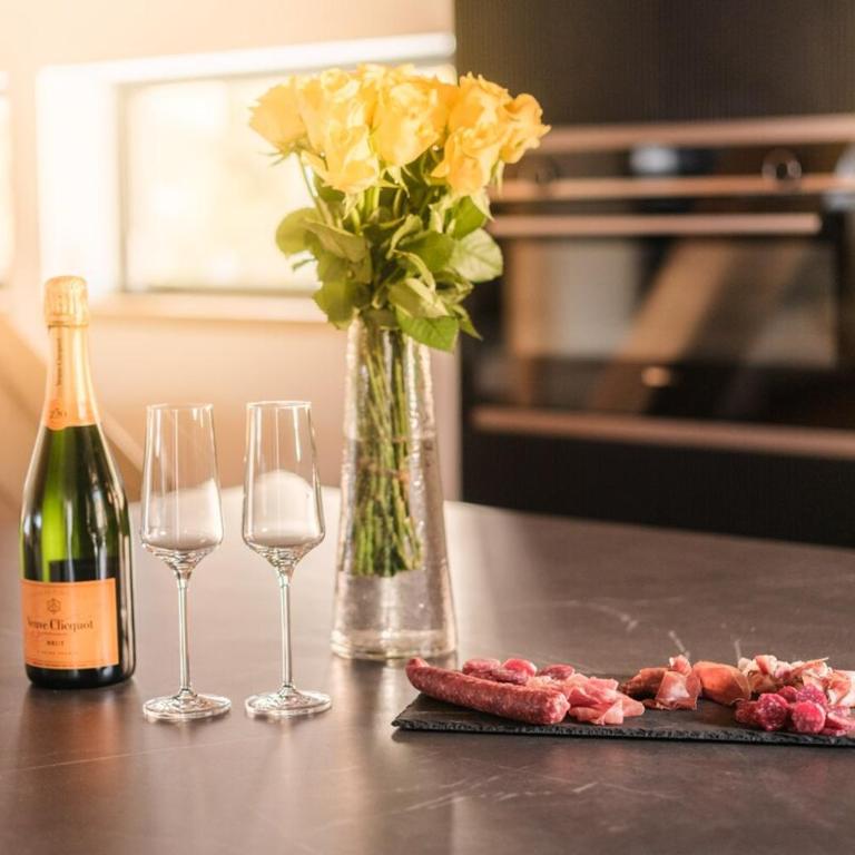 Luxury chalet with panoramic views, sauna, hot tub & cinema - Chalet - 34