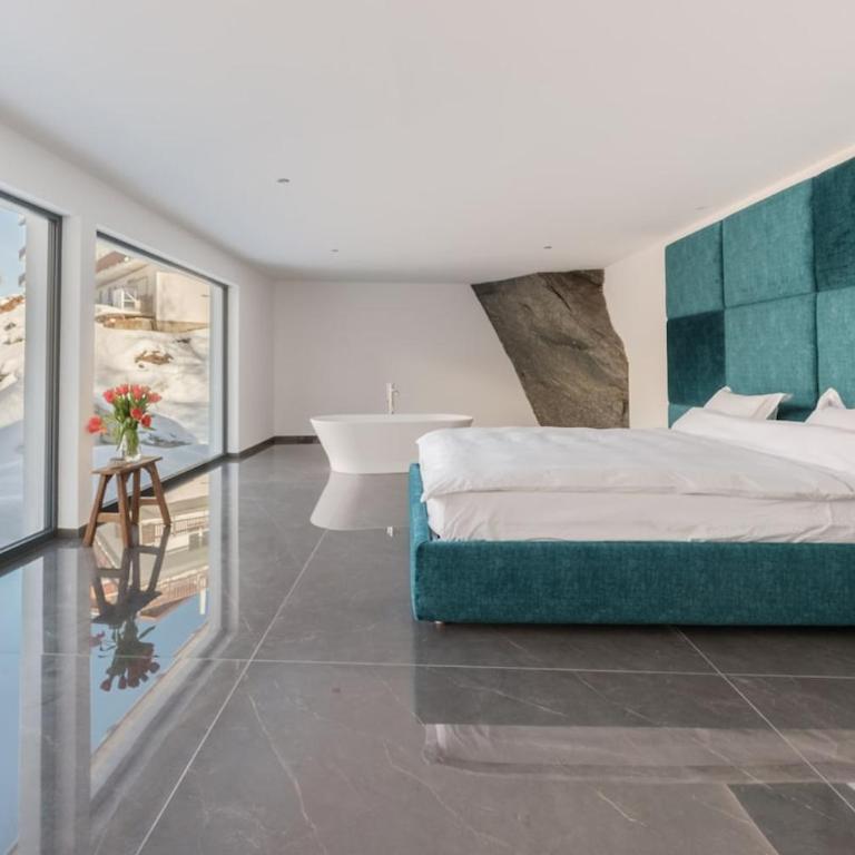 Luxury chalet with panoramic views, sauna, hot tub & cinema - Chalet - 42