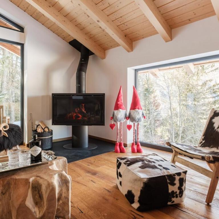 Luxury chalet with panoramic views, sauna, hot tub & cinema - Chalet - 53