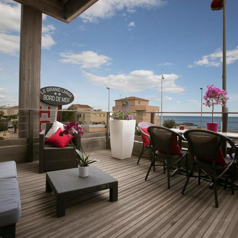 Le Grand Large Bord de Mer Hotel & Appartements - Appartement Signature avec Terrasse - Vue sur Mer - 4