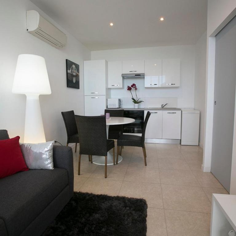 Le Grand Large Bord de Mer Hotel & Appartements - Appartement Signature avec Terrasse - Vue sur Mer - 8