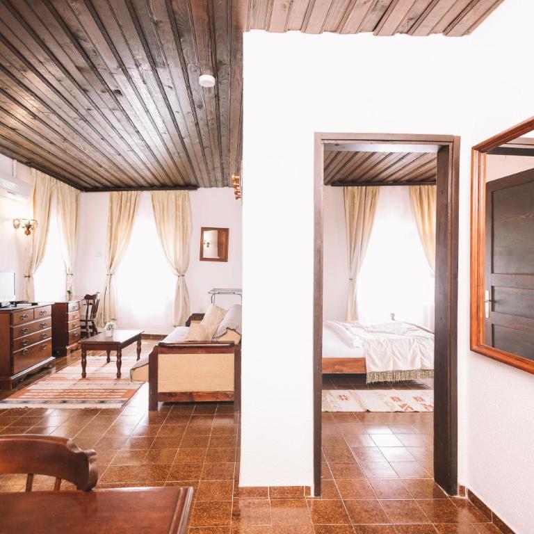 Kulla e Balshajve - Apartman sa Pogledom na More - 10