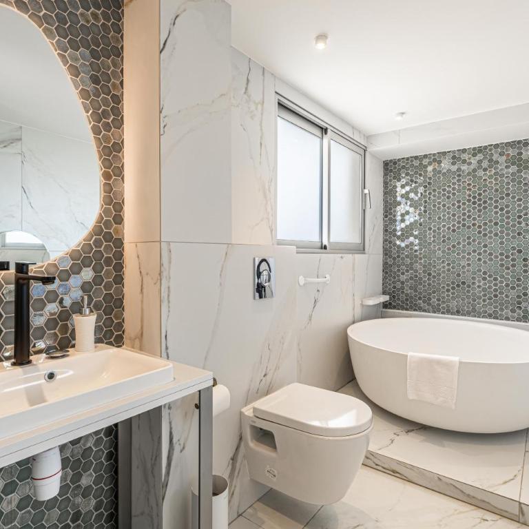 Modern apartment - 3BR- 6P - Croisette Plage - Appartement 3 Chambres - 12