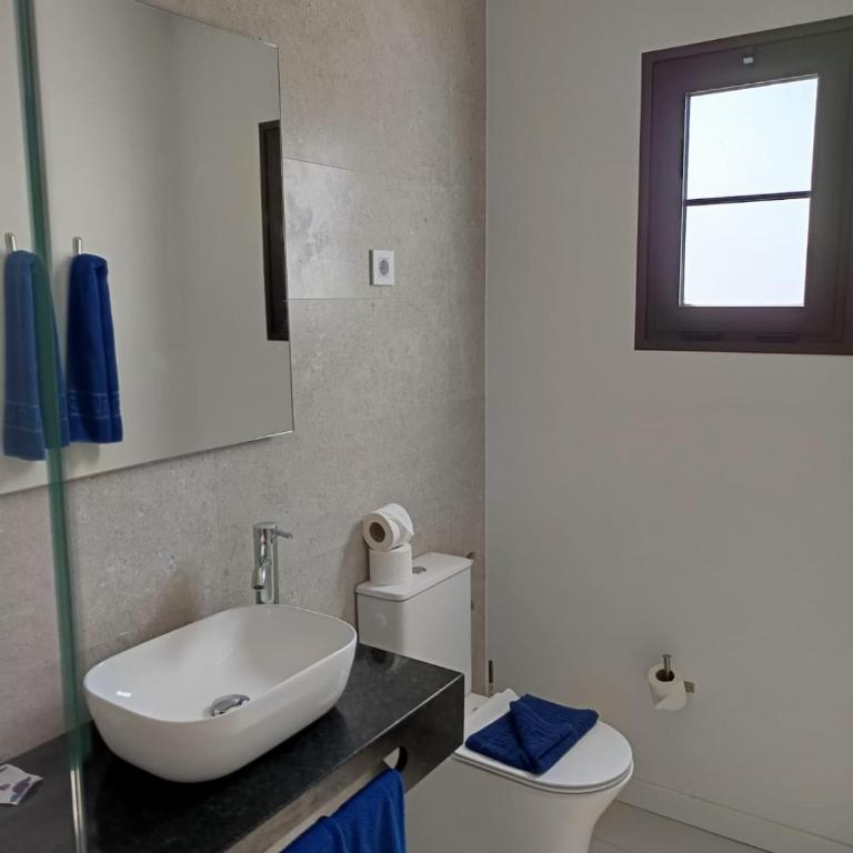 Casas Verol - One-Bedroom Apartment - 17