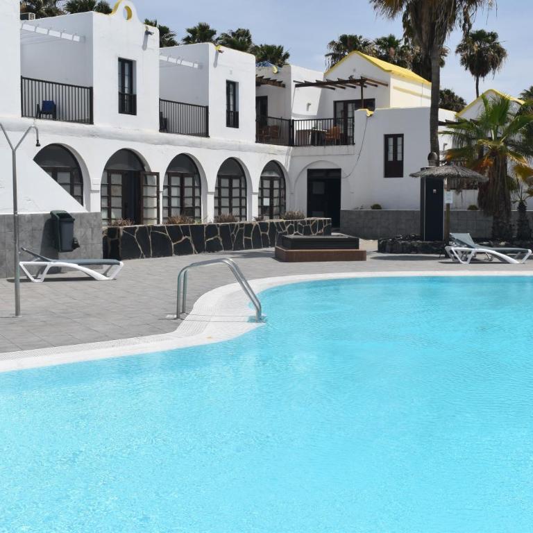 Casas Verol - One-Bedroom Apartment - 14
