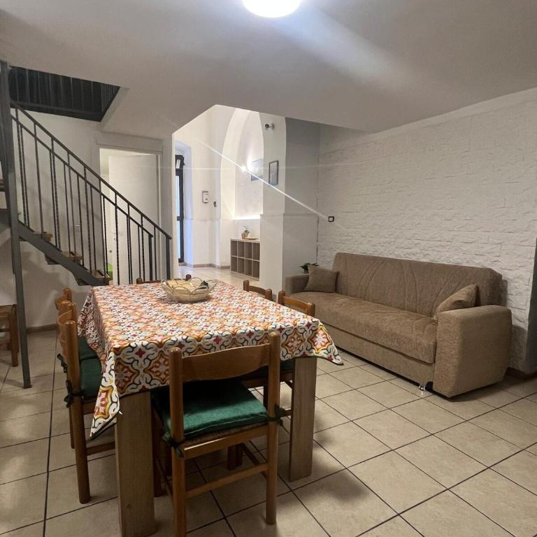 Barcaioli Home2 - Three-Bedroom House - 45
