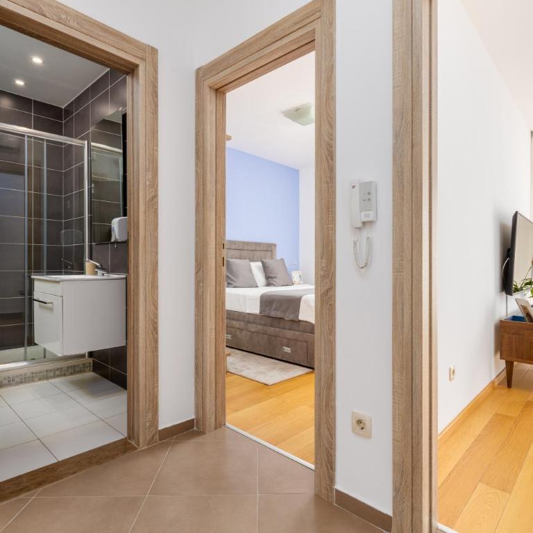 Apart hotel KATUNJANIN - One-Bedroom Apartment - 5