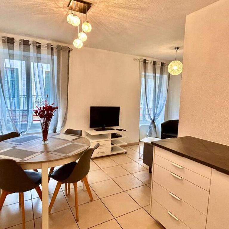 Jolie T3 Dans le parc des Thermes - Appartement 2 Chambres - 20