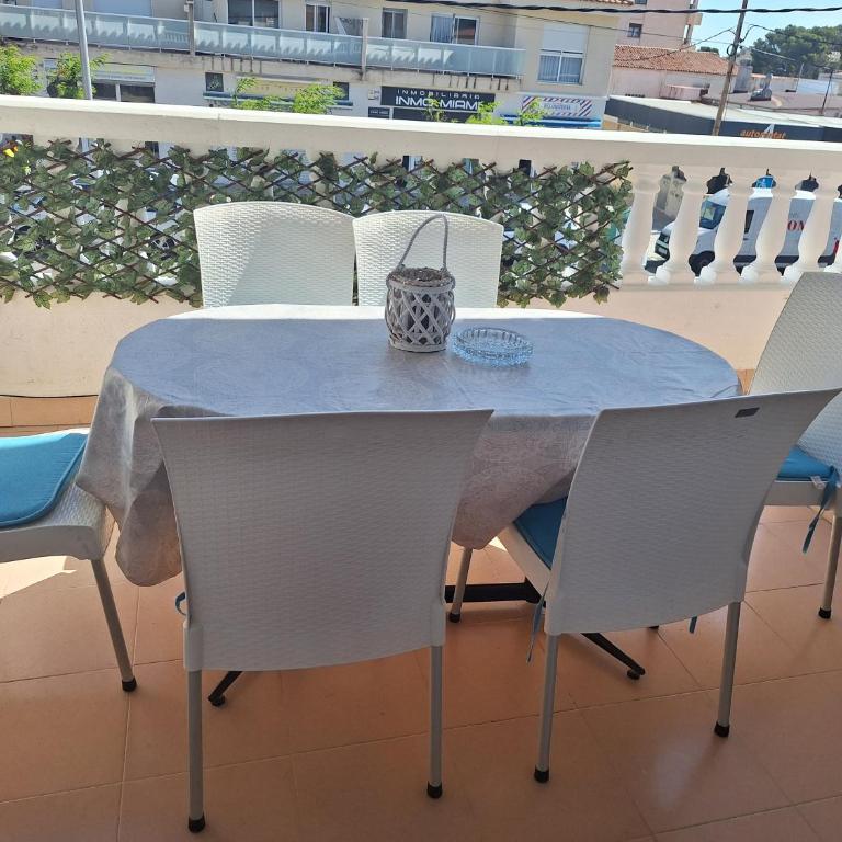 Centrico piso a 5 min de la playa, ac, wifi y parking incluido - Apartamento de 3 dormitorios - 12