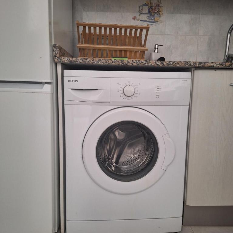 Centrico piso a 5 min de la playa, ac, wifi y parking incluido - Apartamento de 3 dormitorios - 16