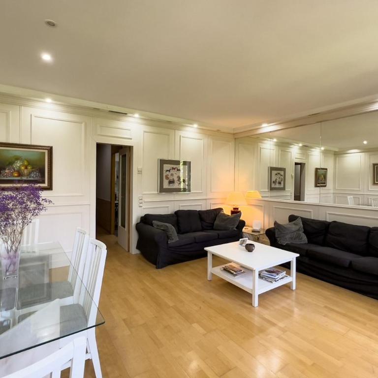 Gran Vía Sun - Three-Bedroom Apartment - 2