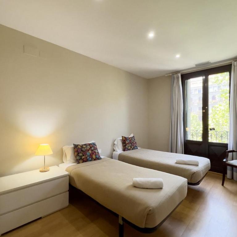 Gran Vía Sun - Three-Bedroom Apartment - 5