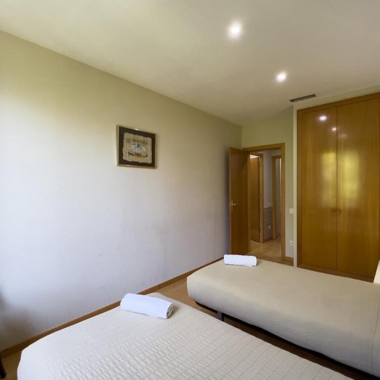 Gran Vía Sun - Three-Bedroom Apartment - 10