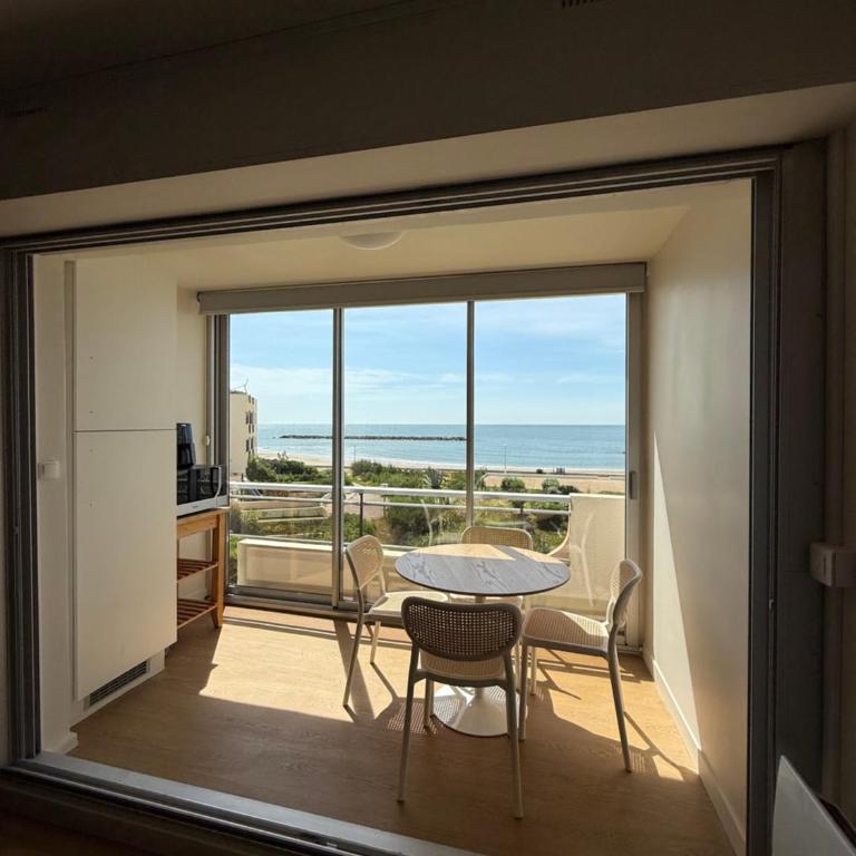 Appt Rénové Palavas - 4 Personnes - Vue Mer - Parking - Rive Droite - Appartement 1 Chambre - 13