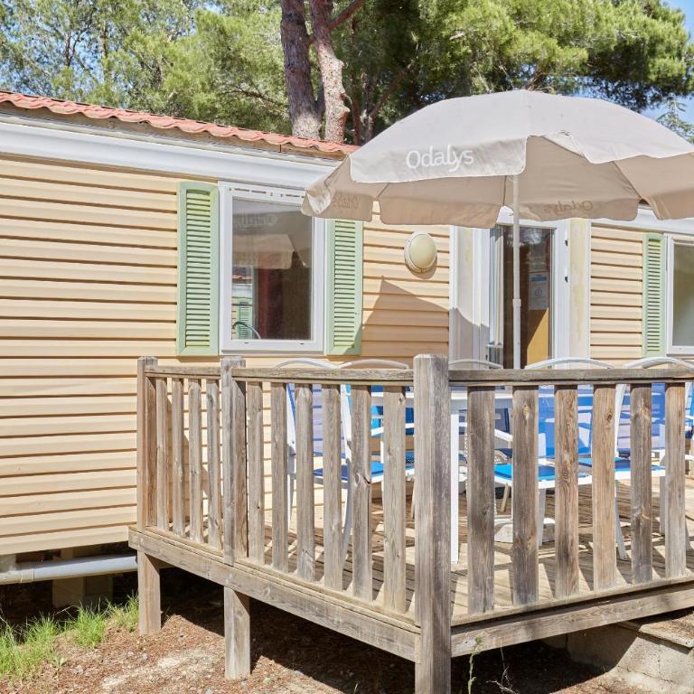 Domaine Résidentiel de Plein Air Odalys La Pinède - Mobile Home (6 Adultes) - 1