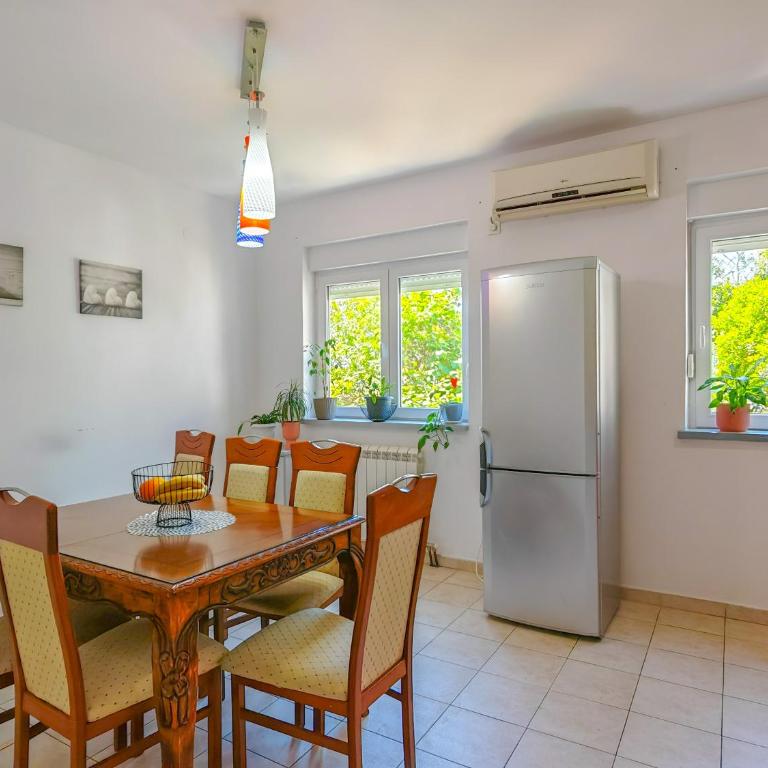 The rising sun-Stylish Sea View Apartment - Apartman sa 2 Spavaće Sobe - 13