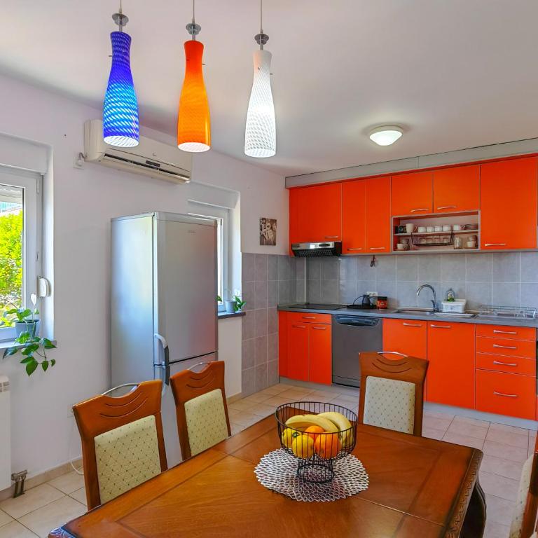 The rising sun-Stylish Sea View Apartment - Apartman sa 2 Spavaće Sobe - 12