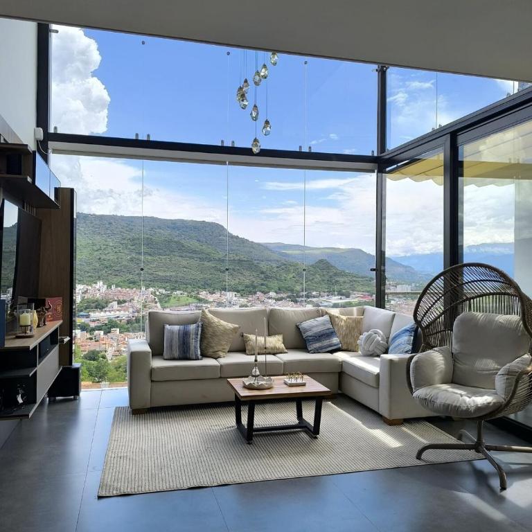 Robles Penthouse - Two-Room Apartment - 10