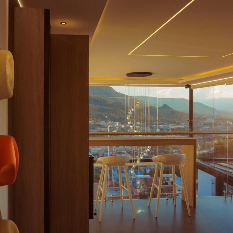 Robles Penthouse - Two-Room Apartment - 11