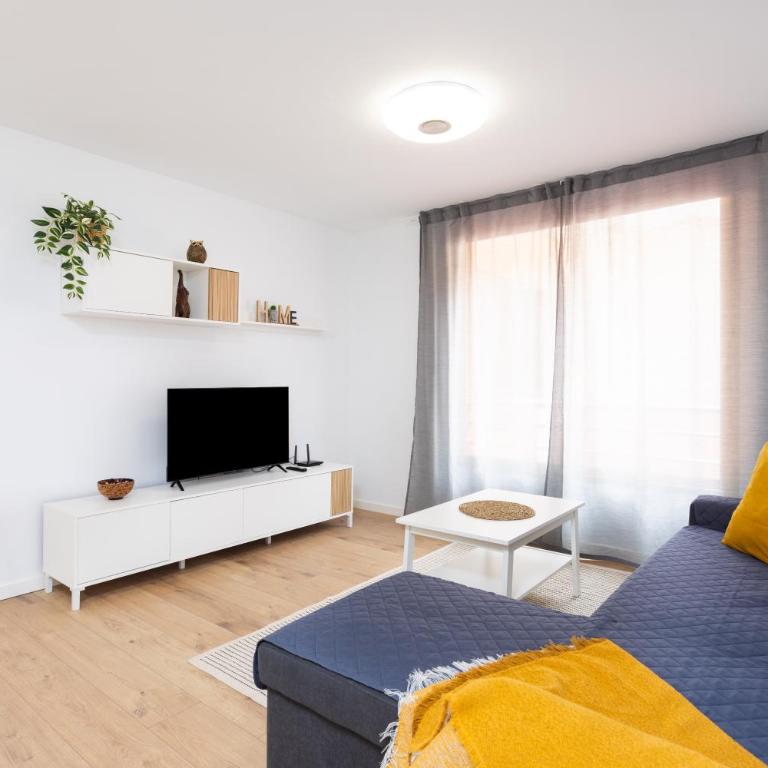 Home2Book Sunny Apt with Pool, Martiánez Beach - Apartamento de 1 dormitorio - 2