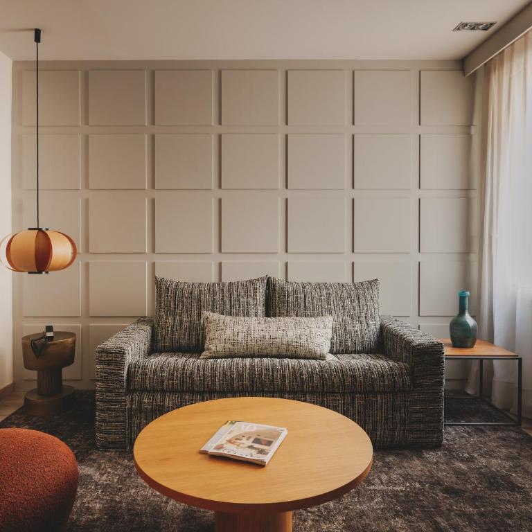 Catalonia Boulevard - Deluxe Room - 1