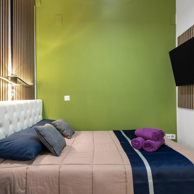 Downtown apartment 2 Bedrooms - Two-Bedroom Apartment - 16