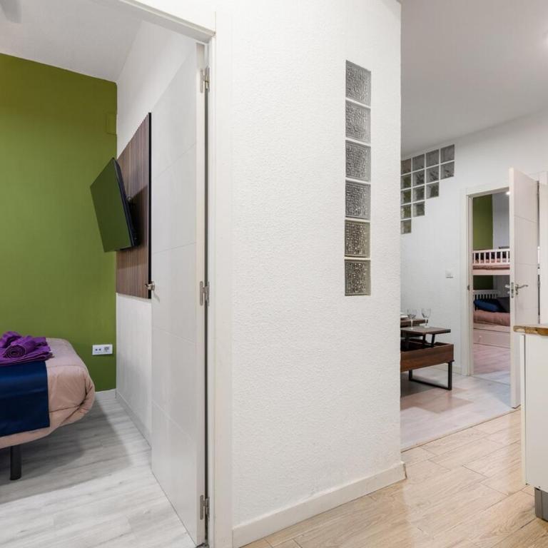 Downtown apartment 2 Bedrooms - Two-Bedroom Apartment - 18