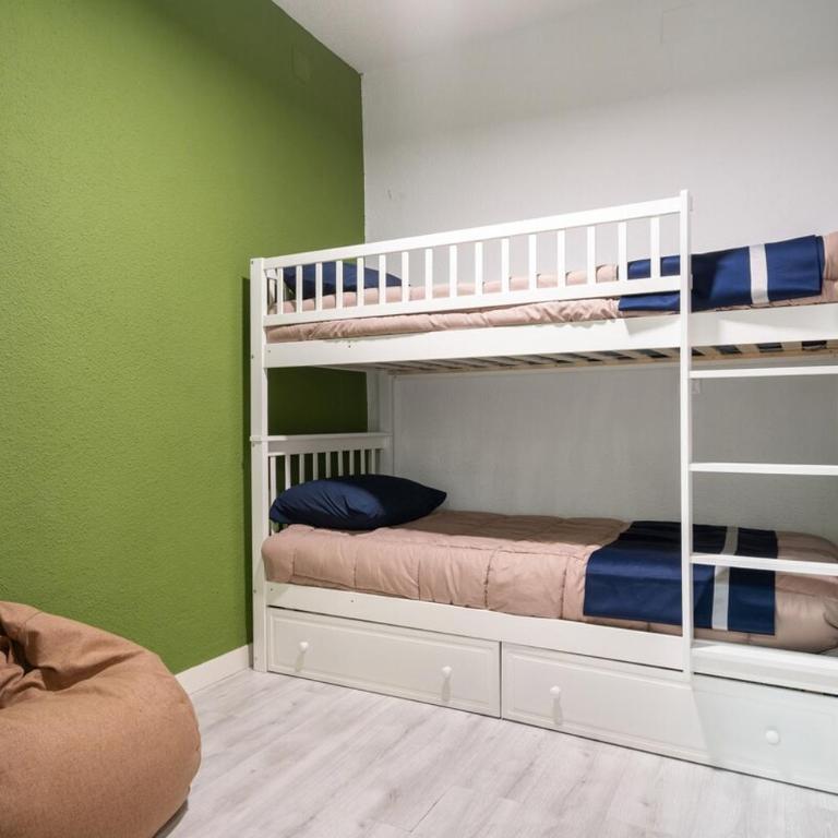 Downtown apartment 2 Bedrooms - Two-Bedroom Apartment - 27
