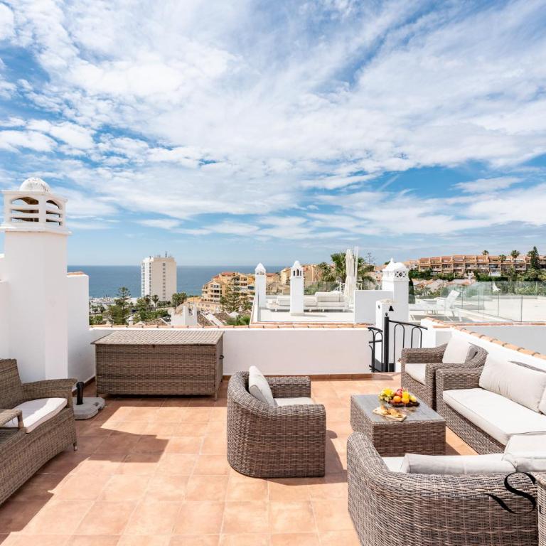 Beautiful views family townhouse steps from the BEACH - Casa de 3 dormitorios - 2