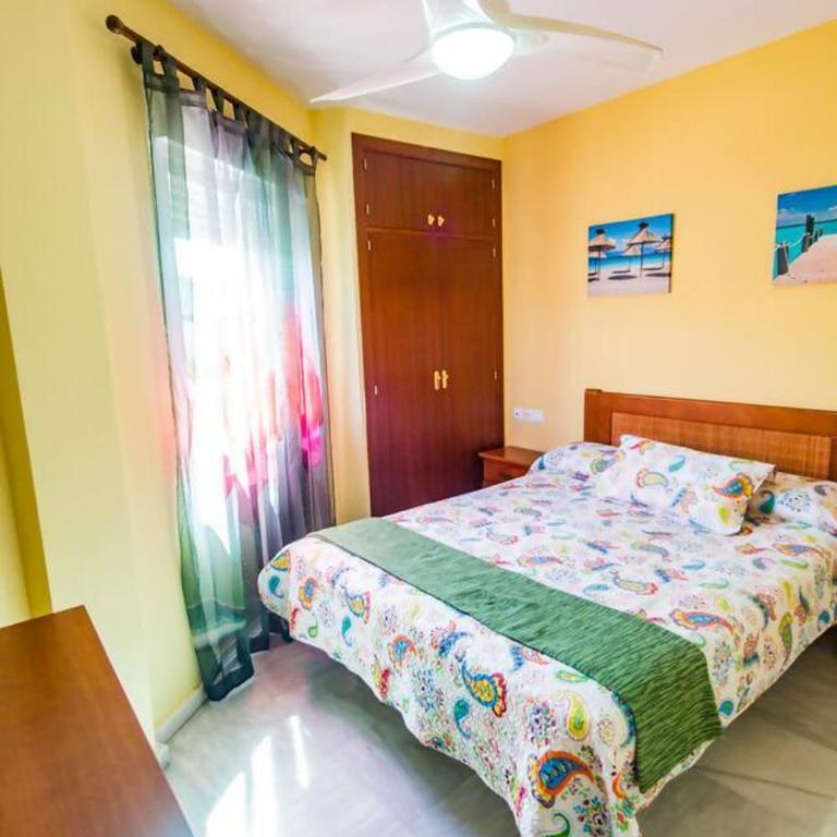 SH 7 Esquinas. Apartamento céntrico con parking - Apartamento de 2 dormitorios - 2