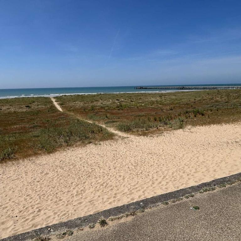 Studio bord de mer avec parking - Saint-Jean-de-Monts - FR-1-224C-347 - Apartment - 22