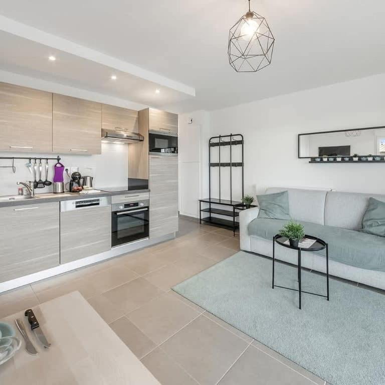Le Canephora - 800m mer, terrasse, parking, 400m gare - Appartement - 8
