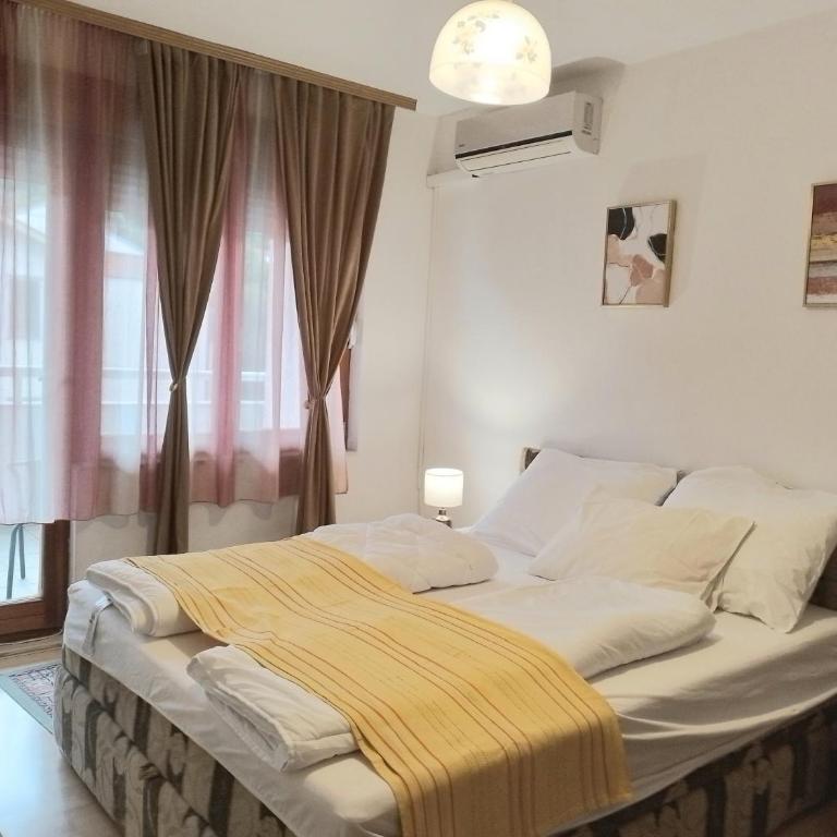 Guesthouse Sanja - Apartments 212 - Apartment with Balcony - 16