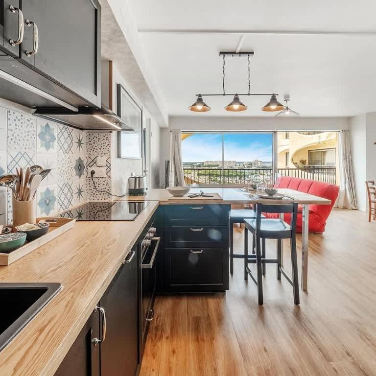 Bellevue, appartement T2, terrasse & parking - Apartamento de 1 dormitorio - 1