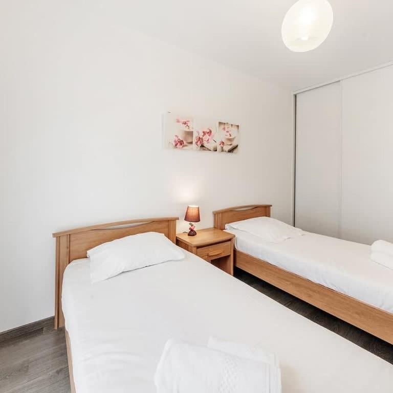 Le Camélia - Plage et Intra-muros - Parking - Apartment - 9