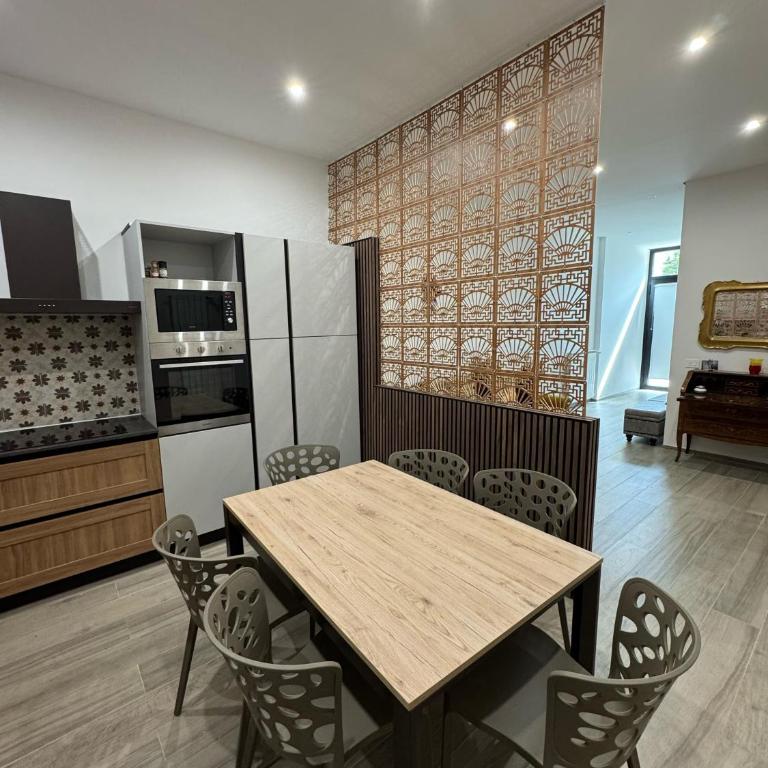 Ricasoli 80 - Elegante con parcheggio privato - Two-Bedroom Apartment - 2