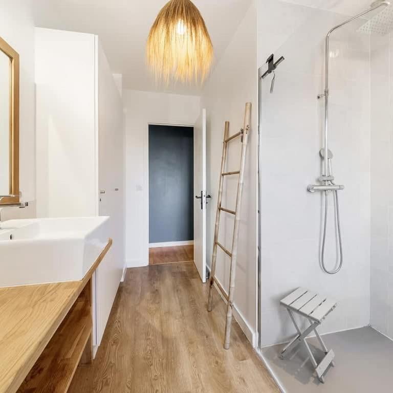 Le Cerf-Volant, joli 2 chambres, parking - Appartement 2 Chambres - 5
