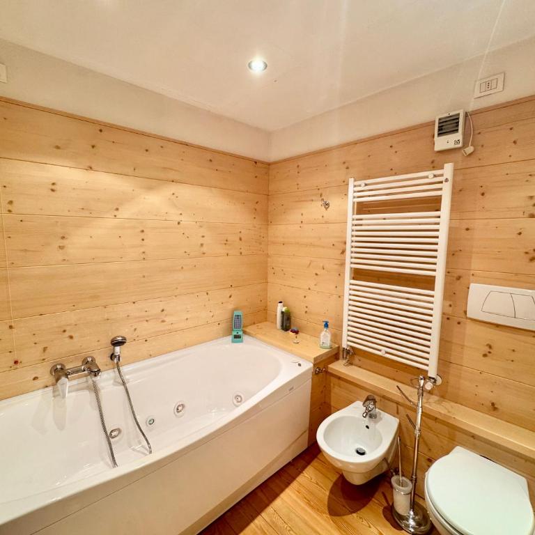 Esperienza Unica al Passo Giau - Appartamento con Vista Panoramica - Appartamento con 4 Camere da Letto e Balcone - 6