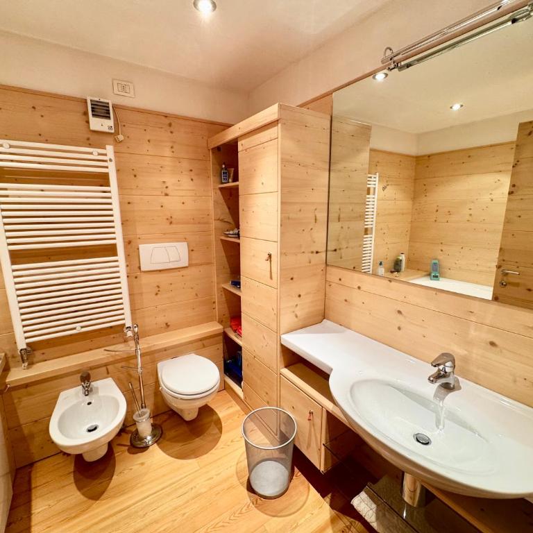 Esperienza Unica al Passo Giau - Appartamento con Vista Panoramica - Appartamento con 4 Camere da Letto e Balcone - 11
