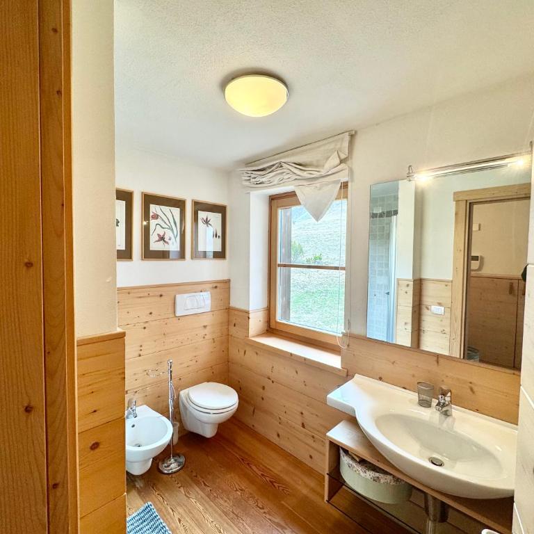 Esperienza Unica al Passo Giau - Appartamento con Vista Panoramica - Appartamento con 4 Camere da Letto e Balcone - 16