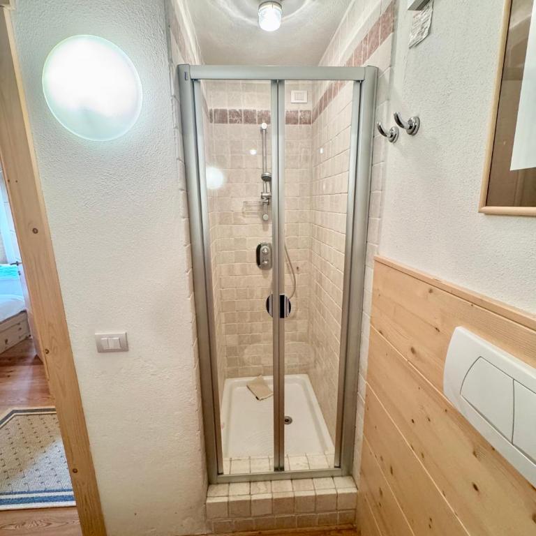 Esperienza Unica al Passo Giau - Appartamento con Vista Panoramica - Appartamento con 2 Camere da Letto e Balcone - 5