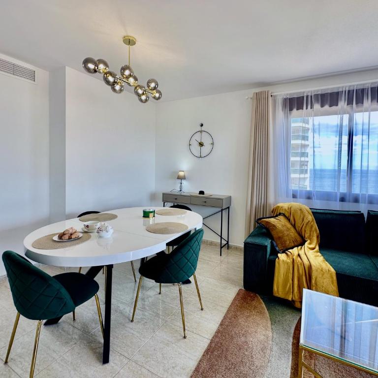 Clubrent - Coral Beach, 19th floor - sea view - Apartamento de 2 dormitorios - 3