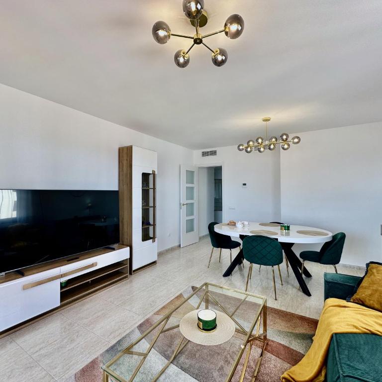 Clubrent - Coral Beach, 19th floor - sea view - Apartamento de 2 dormitorios - 32