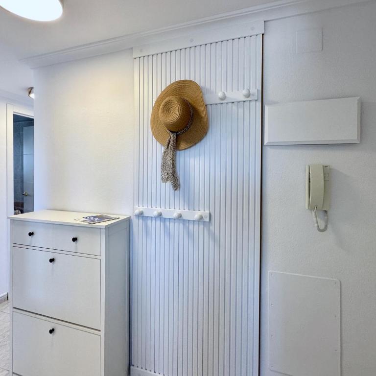Clubrent - Coral Beach, 19th floor - sea view - Apartamento de 2 dormitorios - 41