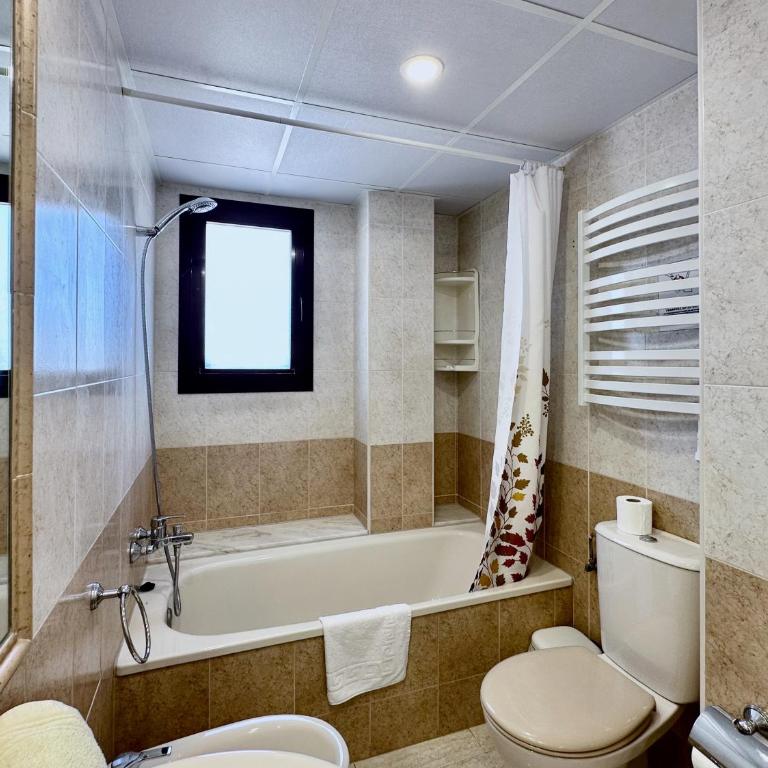 Clubrent - Coral Beach, 19th floor - sea view - Apartamento de 2 dormitorios - 34