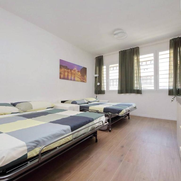 Villa Spaziosa · Home Office · San Lorenzo - Villa con 1 Camera da Letto - 45
